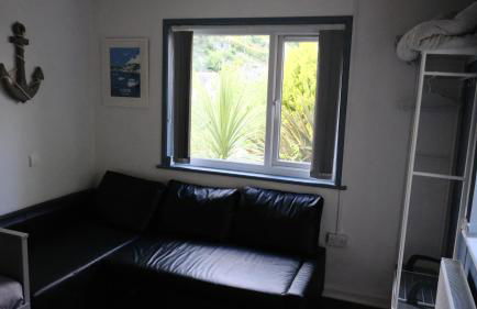 Commanders Cabin 'As seen in Beyond Paradise' - Foto 6