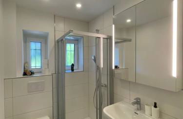 Kernsaniertes Monteurhaus mit 2 Apartments in Wirges - Foto 21