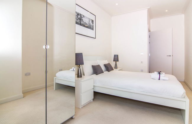 Canary Wharf - Corporate River View Apartments - Photo 42