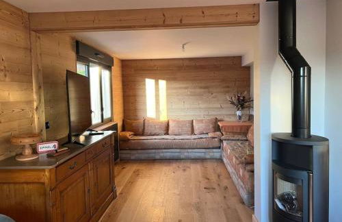 Superbe Chalet refait à neuf, idéal famille, Sportifs 2 nuits minimum - Foto 8
