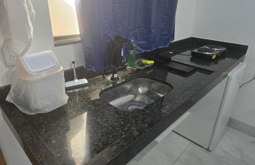 Flat completo a 10 minutos de vários espaços de festa - Foto 18