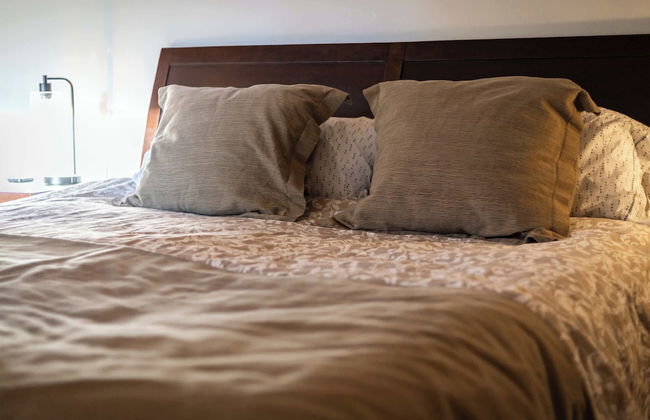 Singing Pines in Marla Bay - Walk to Lake! - Foto 2