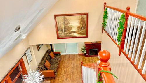 Chic Chalet River Views & Access - Foto 2