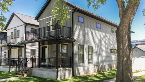 Burnett Cottage - OG - Photo 1