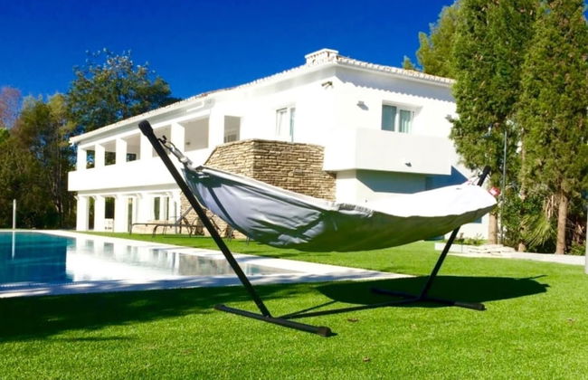 Top Luxury Marbella Villa - Photo 34