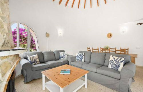 Casa Kintore A beautiful family friendly villa situated in the heart of S’Algar - Foto 4