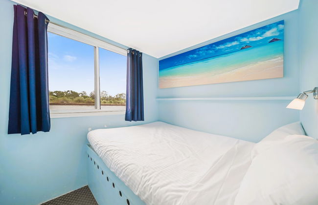 Coomera Houseboat Holidays - Foto 3