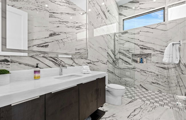 Sleeps 20 Pool, Hot Tub, & Pickleball Stay in Indio Bravo Villa #9 - Foto 40