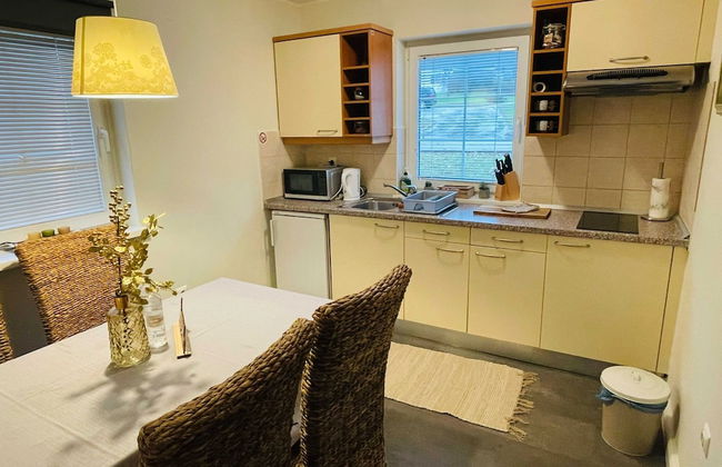 Rustic and Radiant Retreat Apartments With Terrace - Foto 23