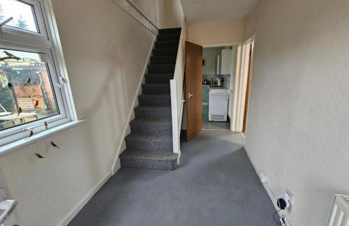 Peterborough Nice House with garden free parking - Foto 25
