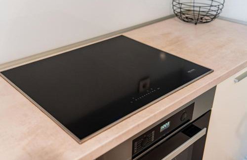 Zagreb 265 & 266 - 3 Bedroom Apartment & 2 Bedroom Apartment - City Centre - Flexible Keybox Entry - Monthly Rent - Modern - Photo 8
