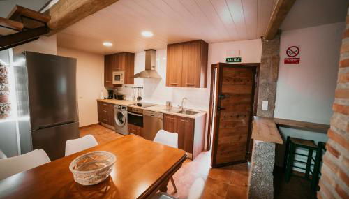 EL PATIO DE LAS TINAJAS - Photo 4