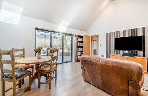 Maple Barn - Photo 3