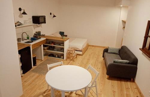 studio-ville médievale-charmant - Foto 20