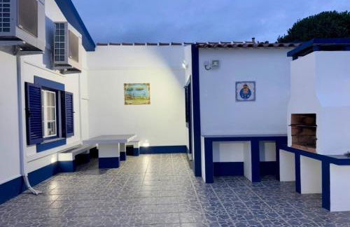 Island View Retreat - Photo 10