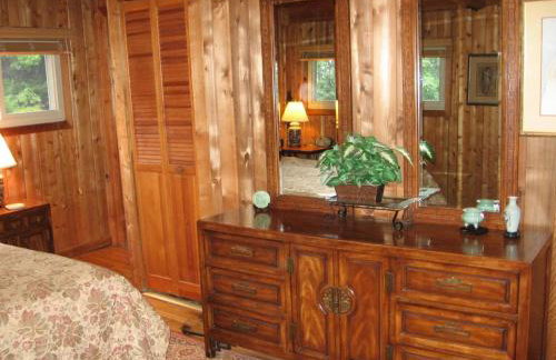 Lake Escape to an Elegant 4 Br Home - Foto 22