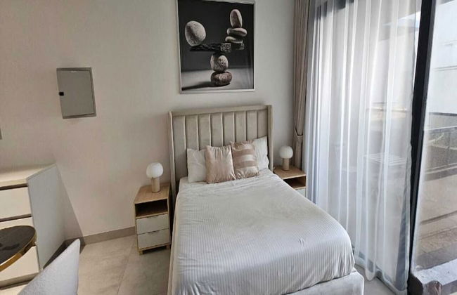 Luxury Studio in Jumeirah Village Circle - Photo 8