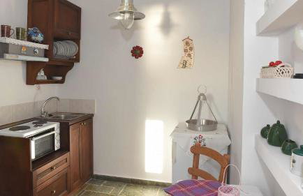 Anemos and Almyra - Foto 43