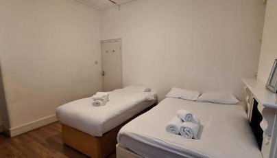 Large House Dalston Hackney Great for Contractors - Foto 3