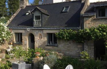 Unique Family House Steps from Port Miquel Beach - Foto 34