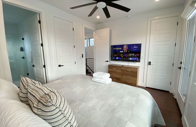 Modern Home Near the University of Texas - Foto 13