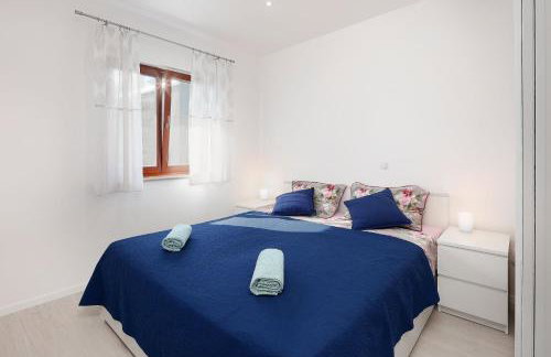 Apartment Lina - Pool and Sea View - Foto 11