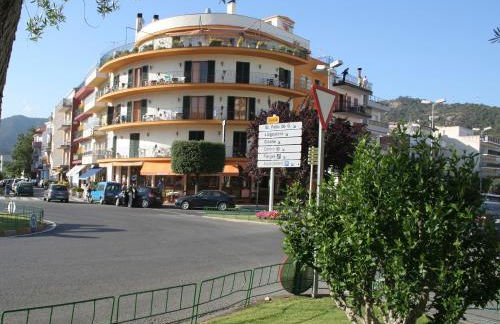 Apartamentos El Sol - Photo 67