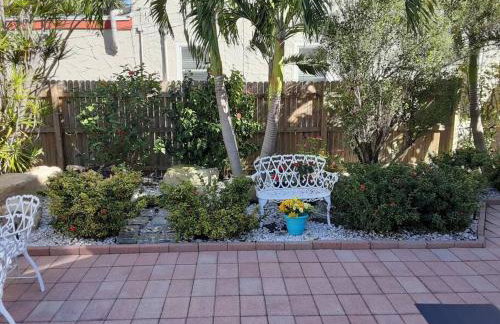 2 Bedroom Home Downtown West Palm Close to Beach - Foto 20