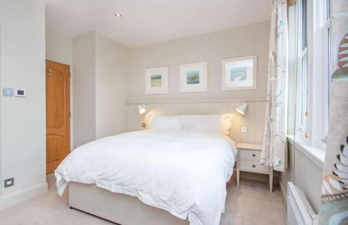 Townhouse on the Square, Dornoch - Photo 11