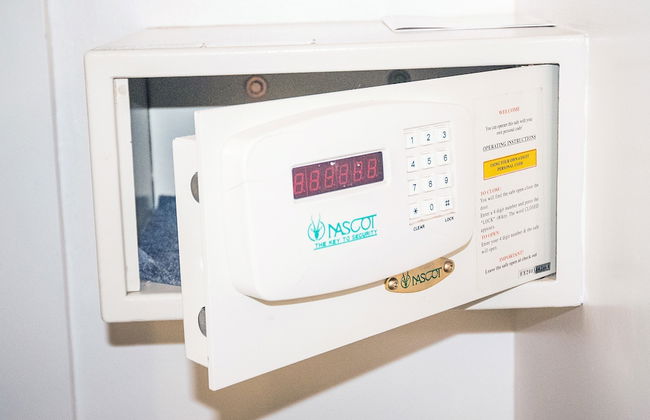 First Group La Cote D'Azur - Photo 52