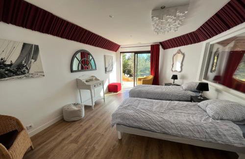 Luxueuse Villa avec Piscine et jacuzzi sur les hauteurs de La Ciotat - Foto 7