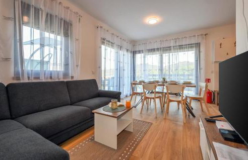 Lovely Home In Margecan With Wifi - Foto 2