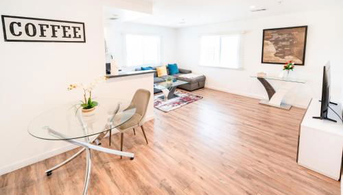 Modern Furnished 1-Bedroom with Free Parking in Koreatown close to DT LA - Foto 5