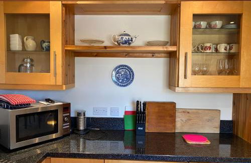 Private detached cottage sleeps 4 - Photo 8