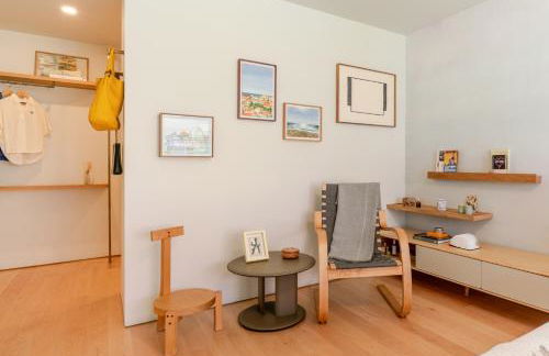 Grand Villa w/ Pool, Garden & Garage by HostWise - Foto 24