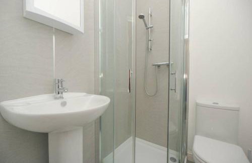 Town centre 4xbed 4xbath apartment - Photo 15