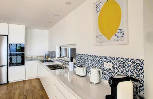 Villa Omar by LovelyStay - Foto 13