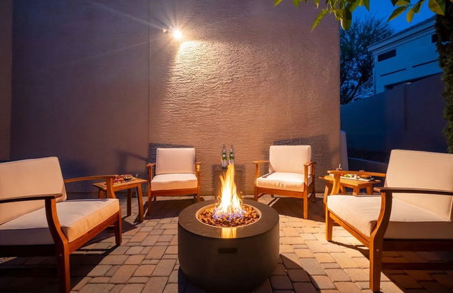 Luxury Lookout Canyon 5 Bdrm Stunner W/htd Pool! - Foto 39