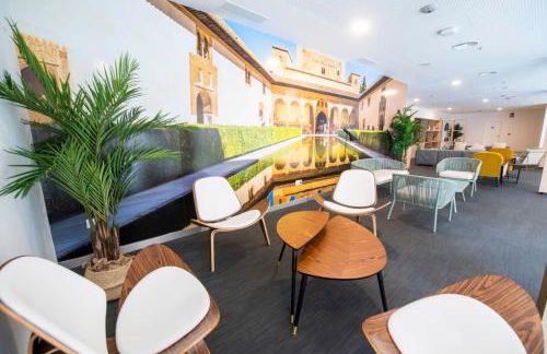 Bravo Students Granada - Photo 16