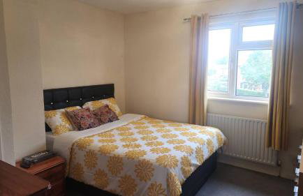 Peterborough Nice House with garden free parking - Foto 18