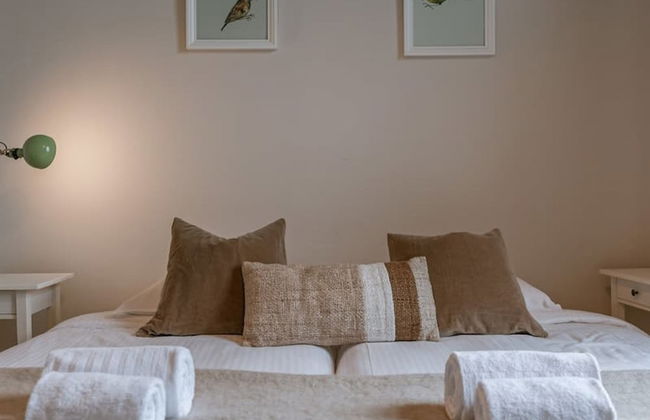 Charming Mansion in Vibrant Antwerp - Photo 26