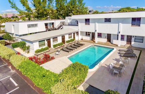 Pier Walk on Deerfield Beach Island - Photo 2