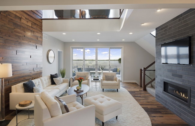 Lakefront Luxury - Photo 20