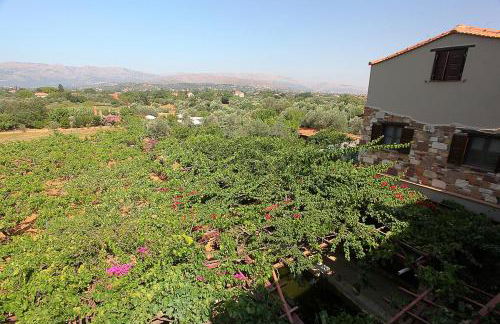 Venetis Luxury Apartments - Photo 9