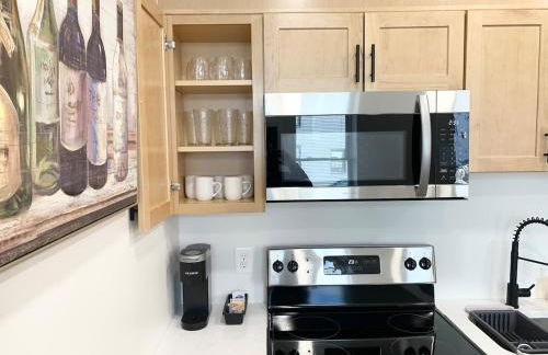 Comfy Cozy 2BD-2BA apt in Federal Hill - Photo 9