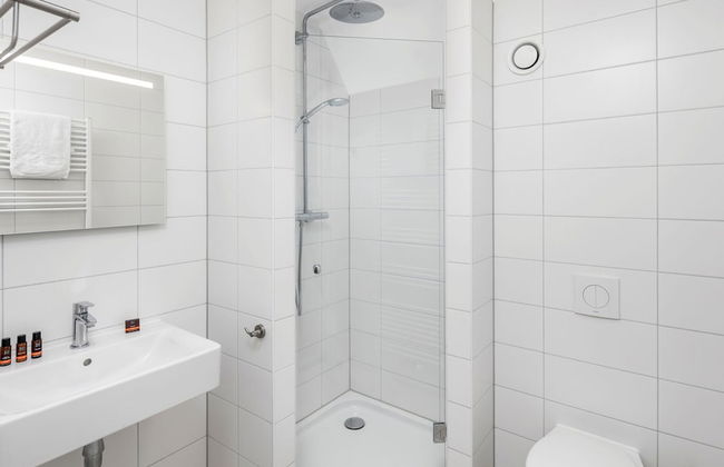 Villa at Nieuwvliet-bad Near the Beach - Photo 9