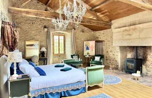 Manoir médiéval art déco - Logis des 3 Artistes - Photo 1