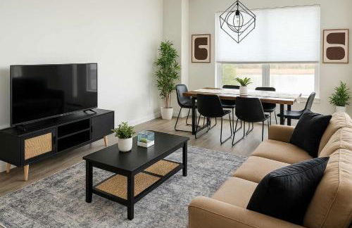 Spacious 4BR Home- Perfect for Groups WV1 - Foto 2