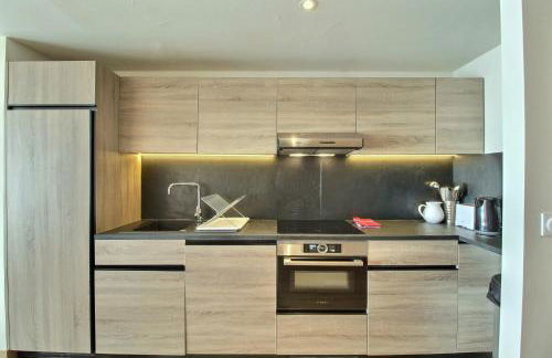 ARC 1600, LE RIDGE, Appartement 10 personnes Duplex Vue Montagne - ski aux pieds - Sauna, Hammam, Piscine, Salle de salle de sport-fitness - Foto 16