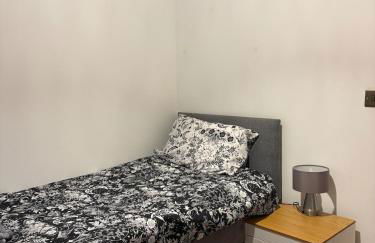 3 Bedroom Spacious House Free Parking Near NEC HS2 - Foto 15